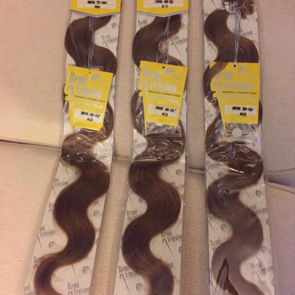 NWT Human Hair Extensions Remi ($35 per pack)